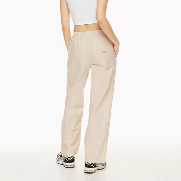 Aritzia Christie Pants - Picture 2 of 2
